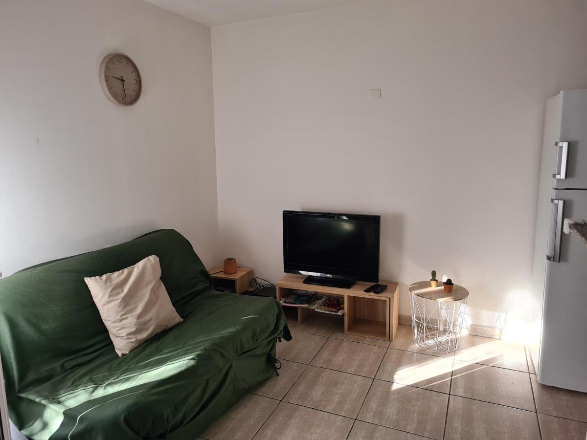 Superbe Appartement Avec Parking Gratuit Et Coin Exterieur Biguglia  Luaran gambar